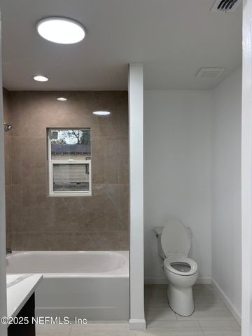 1992 W 20TH Street, Jacksonville, FL 32209