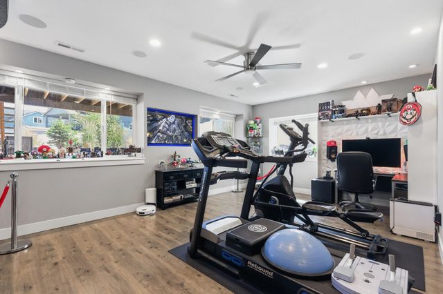 17217 E 17th Ave, Greenacres, WA 99016