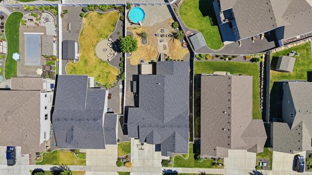 17217 E 17th Ave, Greenacres, WA 99016