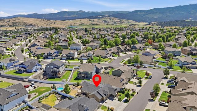 17217 E 17th Ave, Greenacres, WA 99016