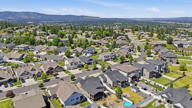 17217 E 17th Ave, Greenacres, WA 99016