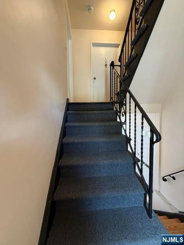 599 Boulevard 1, Hasbrouck Heights, NJ 07604