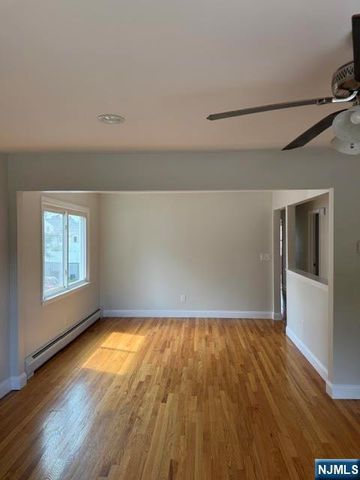 599 Boulevard 1, Hasbrouck Heights, NJ 07604