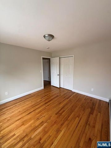 599 Boulevard 1, Hasbrouck Heights, NJ 07604