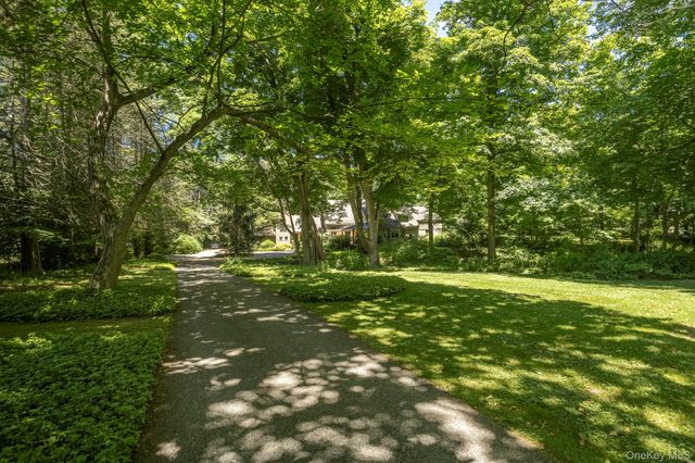 183 Titusville Road, Poughkeepsie, NY 12603