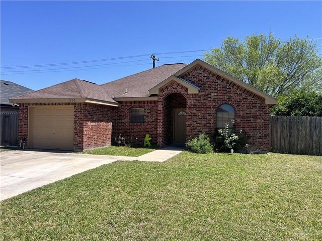 2000 Crisantema Avenue, Mission, TX 78572