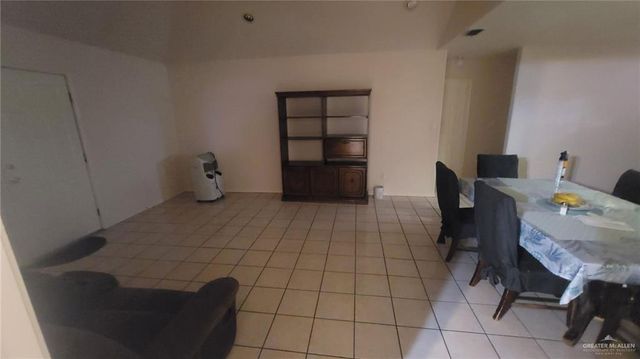 2000 Crisantema Avenue, Mission, TX 78572