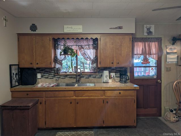 47 Forman Road, Cochecton, NY 12726