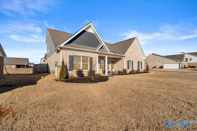 13947 Hickory Brook Road, Athens, AL 35611