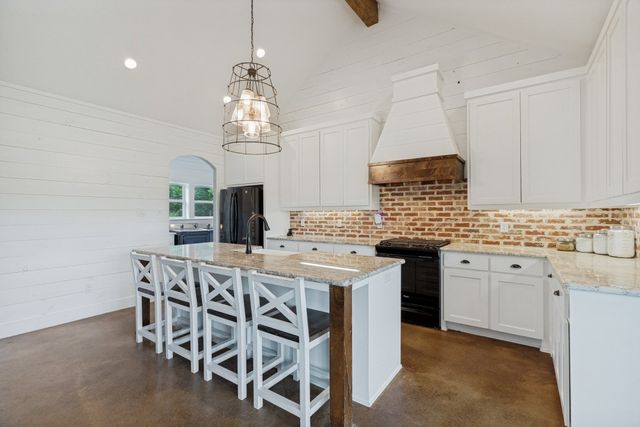 336 Hugh Orr Road, Van Alstyne, TX 75495