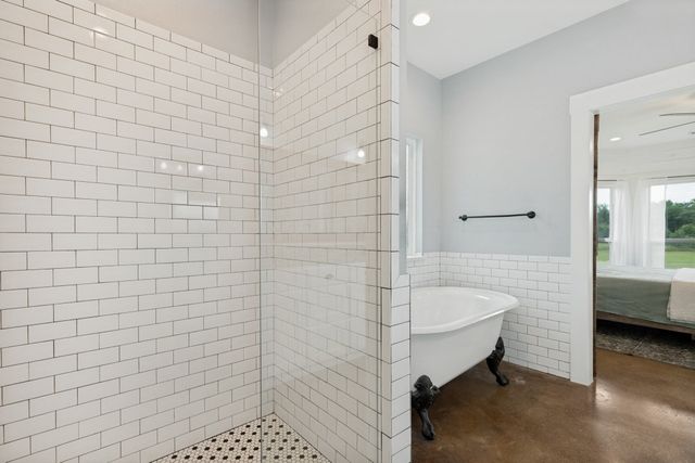 336 Hugh Orr Road, Van Alstyne, TX 75495