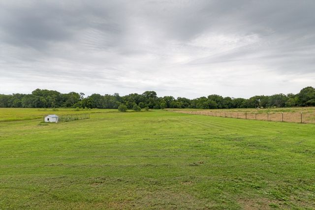 336 Hugh Orr Road, Van Alstyne, TX 75495