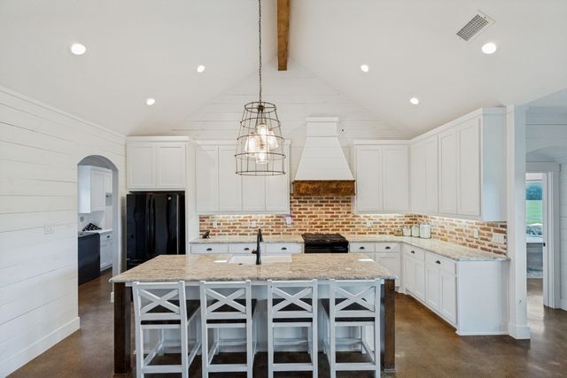 336 Hugh Orr Road, Van Alstyne, TX 75495