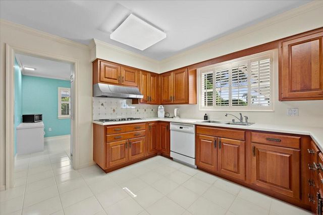 1000 Country Club Drive, North Palm Beach, FL 33408