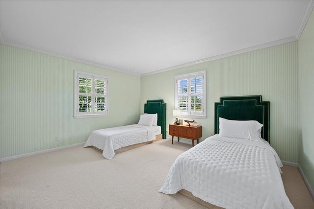 1000 Country Club Drive, North Palm Beach, FL 33408