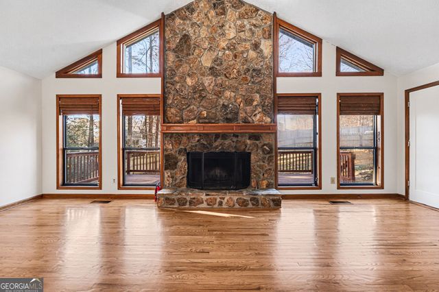 2711 Old Coach Road, Duluth, GA 30096