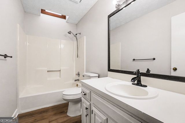 2711 Old Coach Road, Duluth, GA 30096