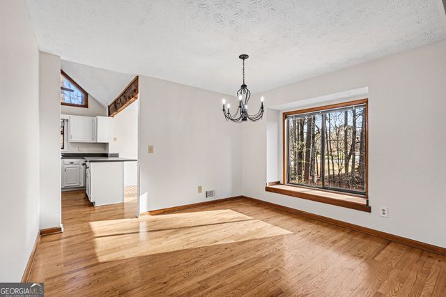 2711 Old Coach Road, Duluth, GA 30096