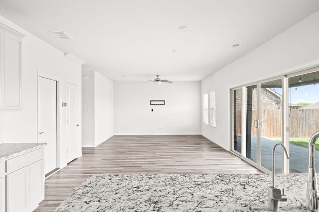 217 Fieldstone Drive, Melissa, TX 75454