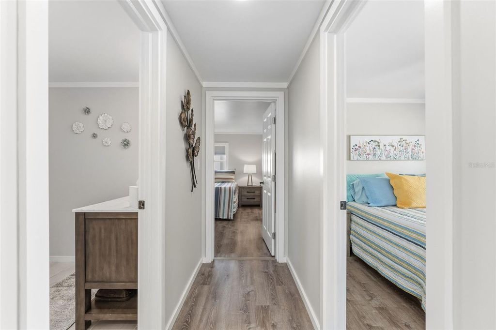 Image 28 of property listing at 107 TORTOLA WAY, North Port, FL 34287