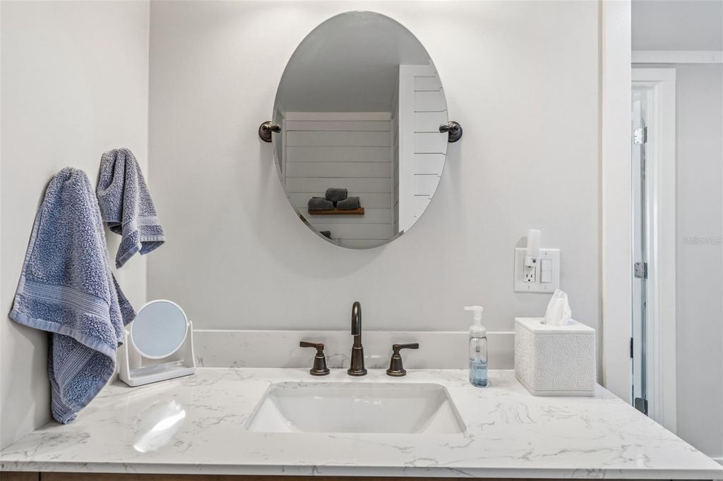 Image 33 of property listing at 107 TORTOLA WAY, North Port, FL 34287