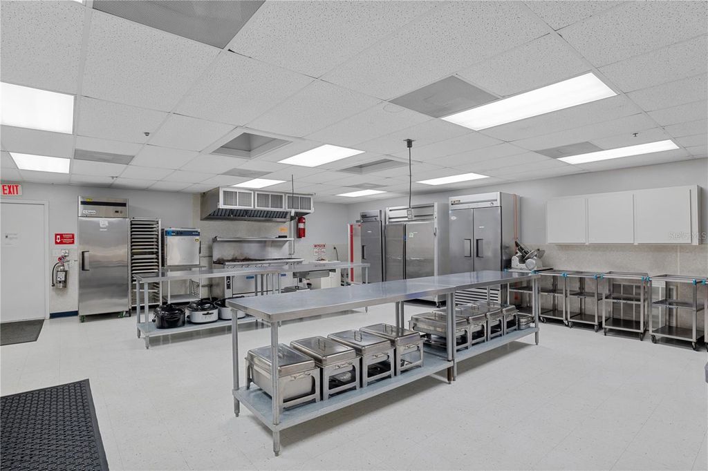 Image 68 of property listing at 107 TORTOLA WAY, North Port, FL 34287