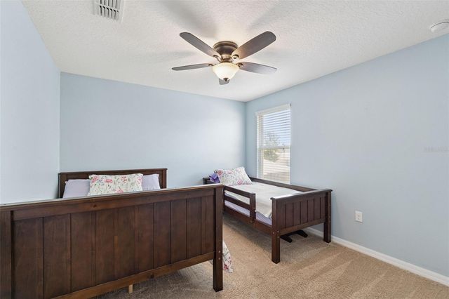 3541 OAK CLIFF BOULEVARD, Tavares, FL 32778