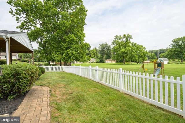 37 TILBURG LN, Martinsburg, WV 25405