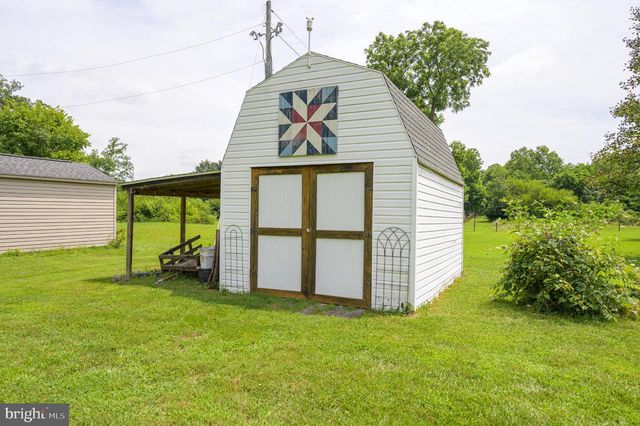 37 TILBURG LN, Martinsburg, WV 25405