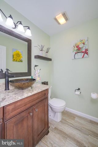 37 TILBURG LN, Martinsburg, WV 25405