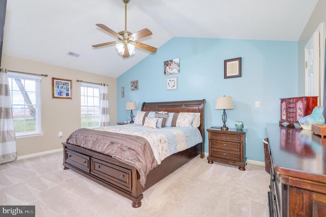 37 TILBURG LN, Martinsburg, WV 25405