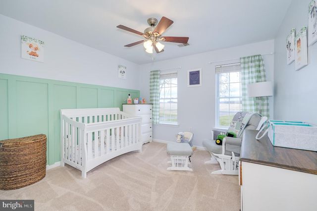 37 TILBURG LN, Martinsburg, WV 25405