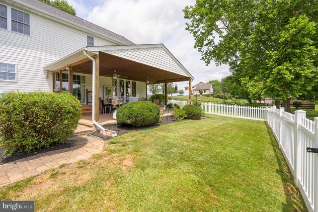 37 TILBURG LN, Martinsburg, WV 25405