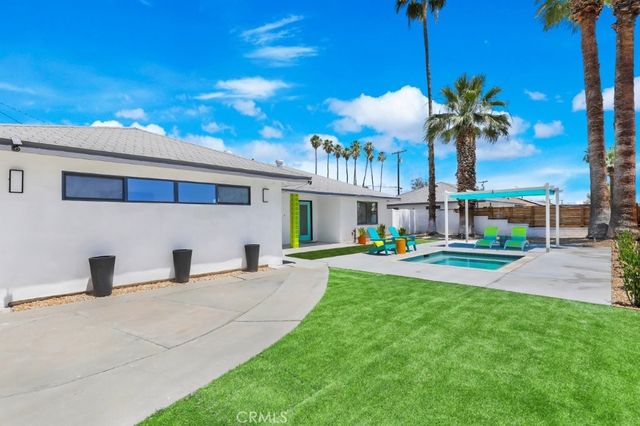 3940 E Calle San Antonio, Palm Springs, CA 92264