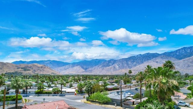 3940 E Calle San Antonio, Palm Springs, CA 92264