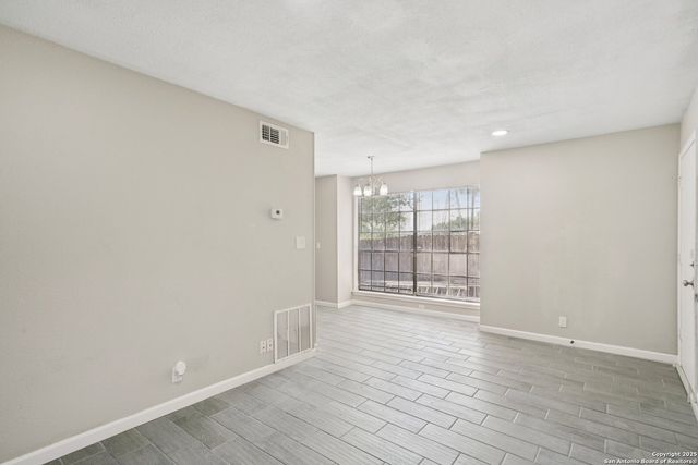 10609 Starcrest Dr Unit 10611, San Antonio, TX 78217