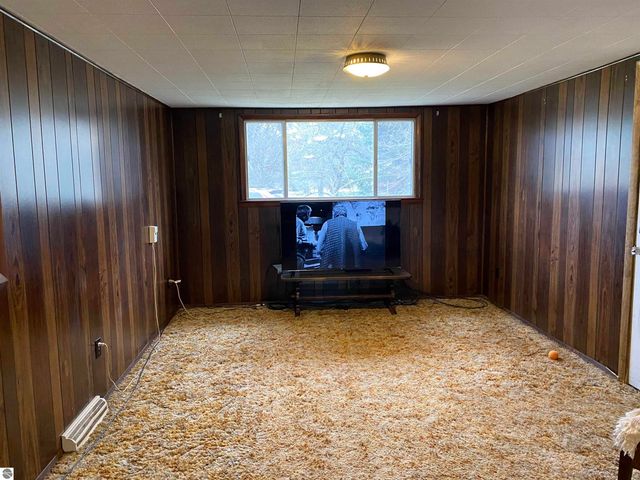 2249 State Road, West Branch, MI 48661