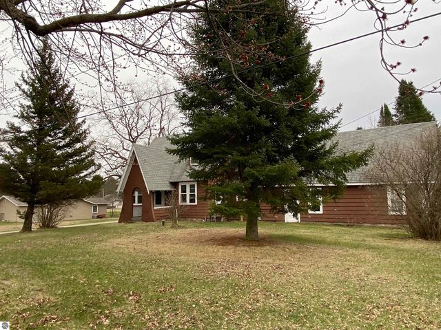 2249 State Road, West Branch, MI 48661