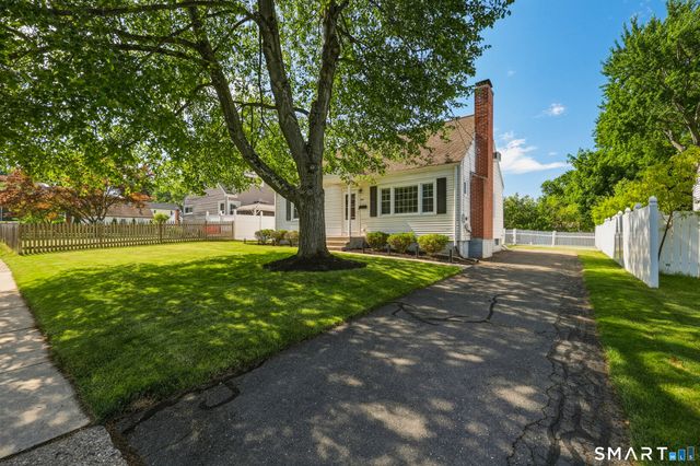 66 Sampson Street, West Hartford, CT 06110