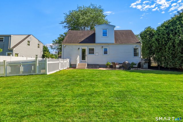 66 Sampson Street, West Hartford, CT 06110