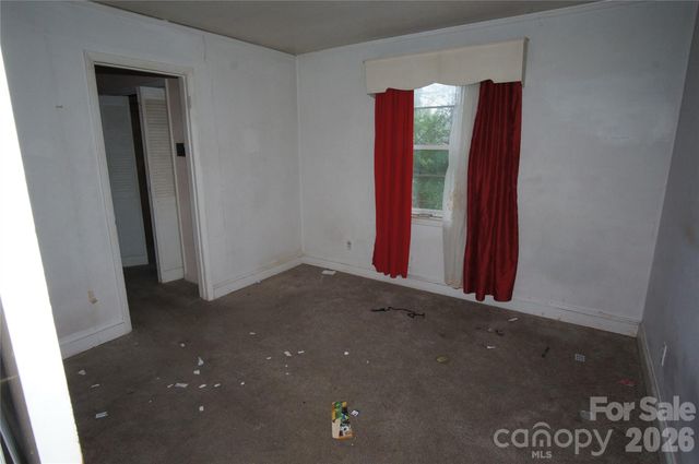 3905 Mcmillan Street, Charlotte, NC 28205