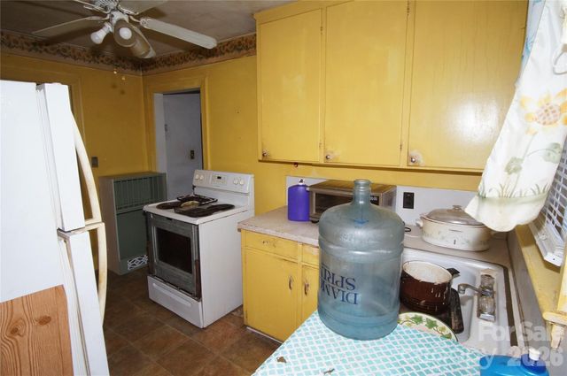 3905 Mcmillan Street, Charlotte, NC 28205