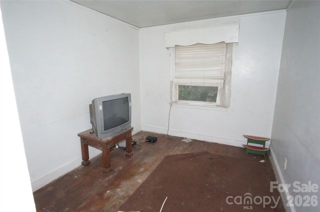 3905 Mcmillan Street, Charlotte, NC 28205