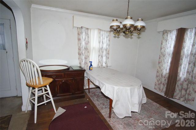 3905 Mcmillan Street, Charlotte, NC 28205