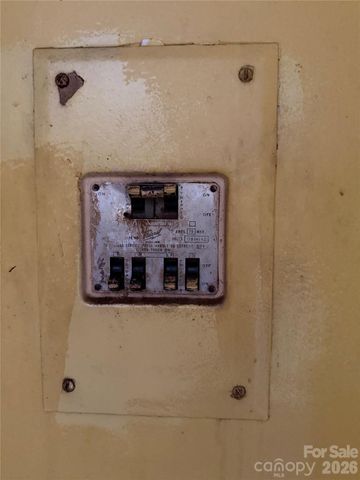 3905 Mcmillan Street, Charlotte, NC 28205