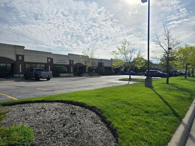 731 S Il Route 21 145, Gurnee, IL 60031