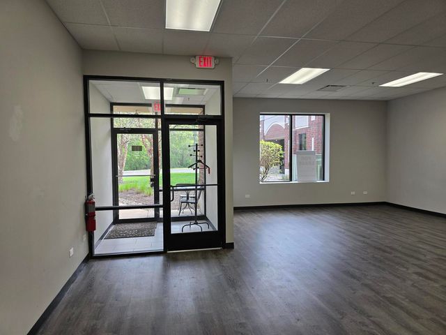 731 S Il Route 21 145, Gurnee, IL 60031