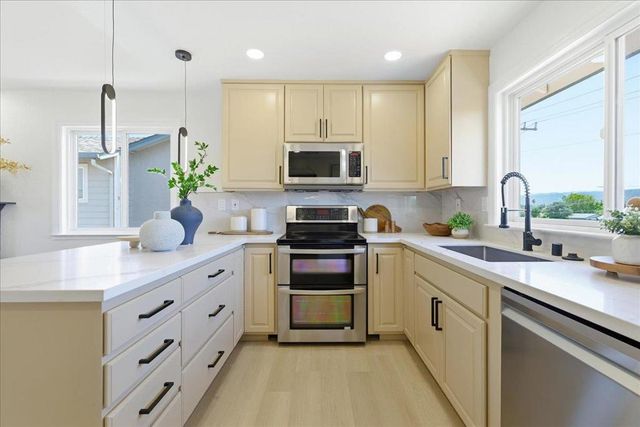 7480 Stagecoach Road, Dublin, CA 94568