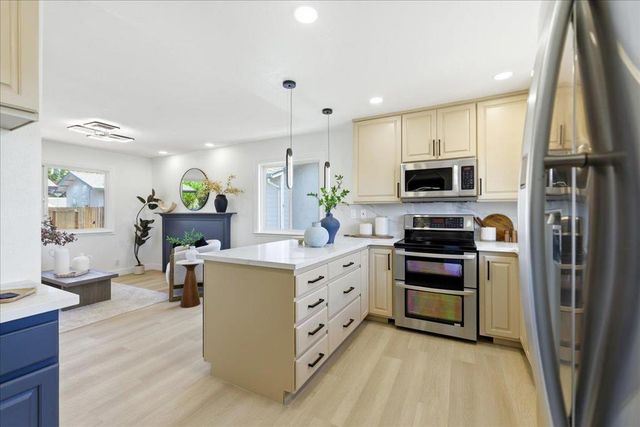 7480 Stagecoach Road, Dublin, CA 94568