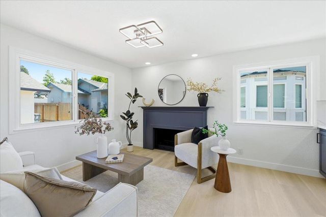 7480 Stagecoach Road, Dublin, CA 94568